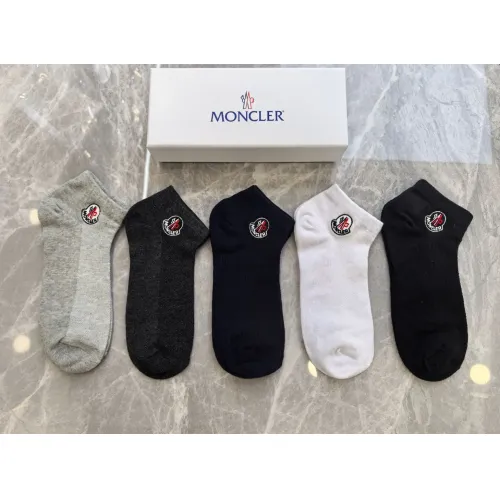 Moncler Socks #1477142