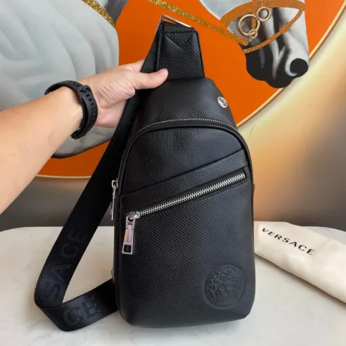Versace AAA Man Messenger Bags #1477625
