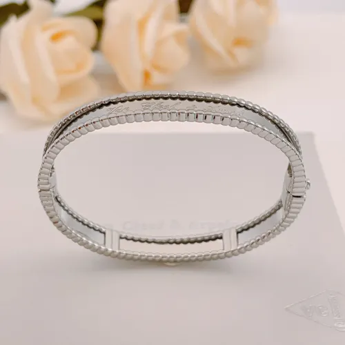 Replica Van Cleef & Arpels Bracelets #1477837 $36.00 USD for Wholesale
