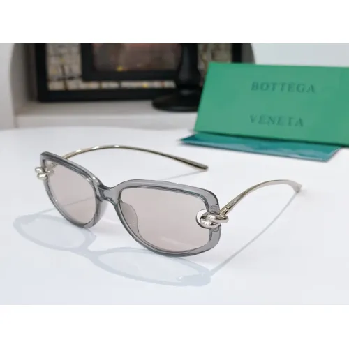 Bottega Veneta AAA Quality Sunglasses #1479821