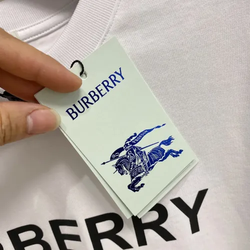 Replica Burberry T-Shirts Short Sleeved For Unisex #1480309 $52.00 USD for Wholesale