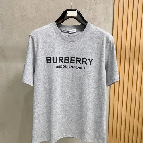 Burberry T-Shirts Short Sleeved For Unisex #1480310