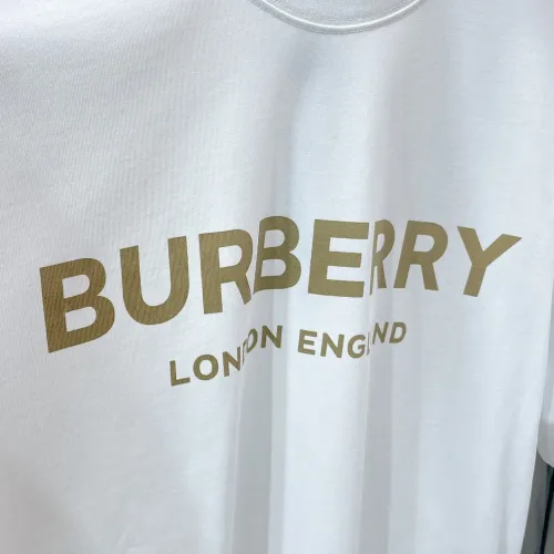 Replica Burberry T-Shirts Short Sleeved For Unisex #1480412 $52.00 USD for Wholesale
