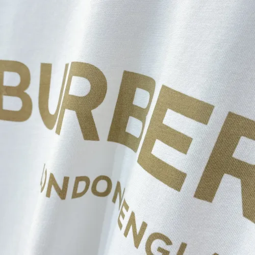 Replica Burberry T-Shirts Short Sleeved For Unisex #1480412 $52.00 USD for Wholesale