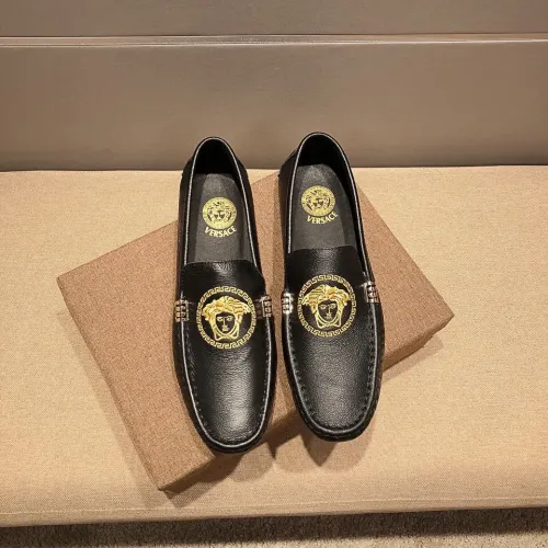 Versace Leather Shoes For Men #1480571