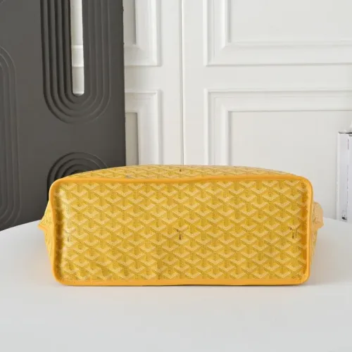 Replica Goyard AAA Quality Shoulder Bags For Women #1481102 $82.00 USD for Wholesale