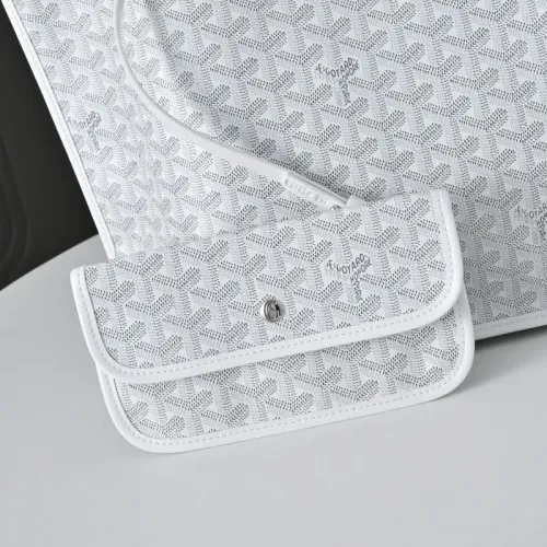Replica Goyard AAA Quality Shoulder Bags For Women #1481126 $82.00 USD for Wholesale