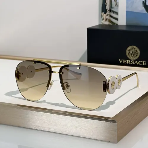 Versace AAA Quality Sunglasses #1482798