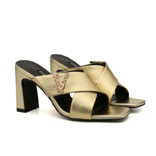 Versace Slippers For Women #1482860