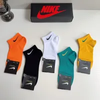 $27.00 USD Nike Socks #1476526