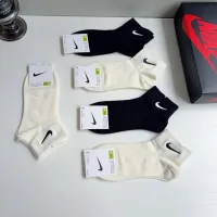 $29.00 USD Nike Socks #1476528