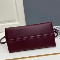 $92.00 USD Celine AAA Quality Messenger Bags For Women #1481947