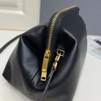 $92.00 USD Celine AAA Quality Messenger Bags For Women #1481949