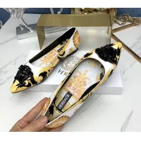 $80.00 USD Versace Flat Shoes For Women #1482850