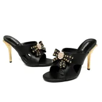 $80.00 USD Versace Slippers For Women #1482879